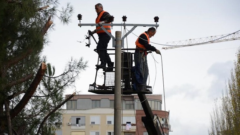 Punime në rrjet, këto zona në Tiranë do të mbesin pa energji elektrike për 2 orë ditën e nesërme