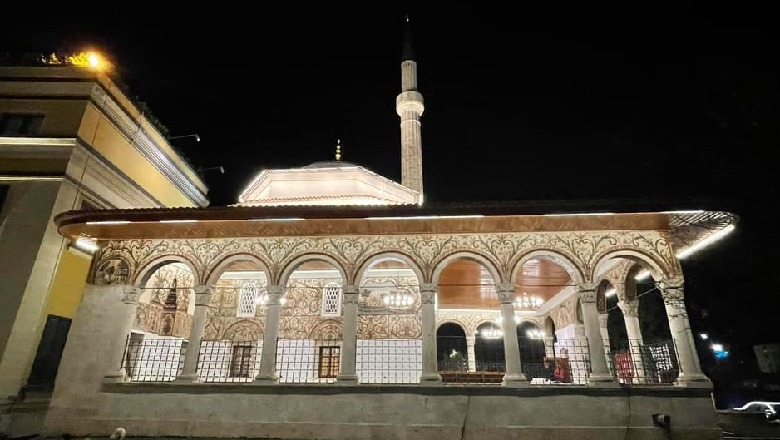 Veliaj uron muajin e Ramazanit me fotot e Xhamisë së restauruar të Et’hem Beut: Agjërim të lehtë