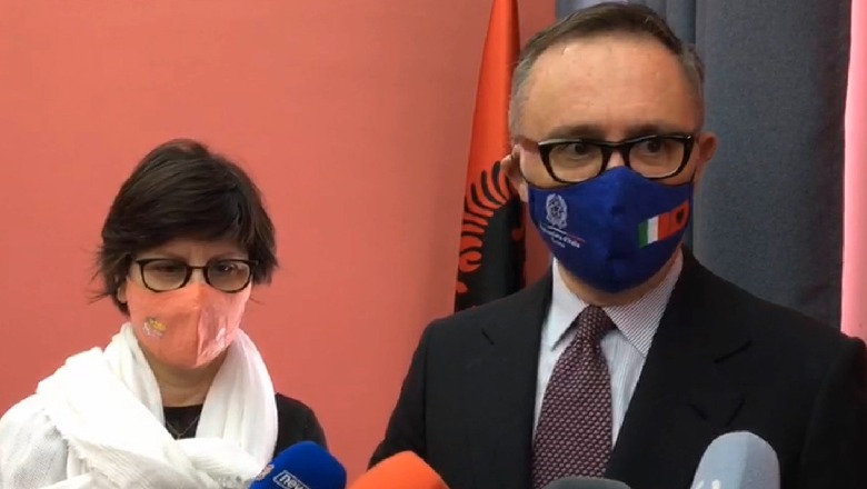 25 prilli/Pas Yuri Kim, edhe ambasadori italian në Elbasan: Përplasjet fizike s'do tolerohen! S'jemi me asnjë palë, do punojmë me çdo qeveri që del nga zgjedhjet