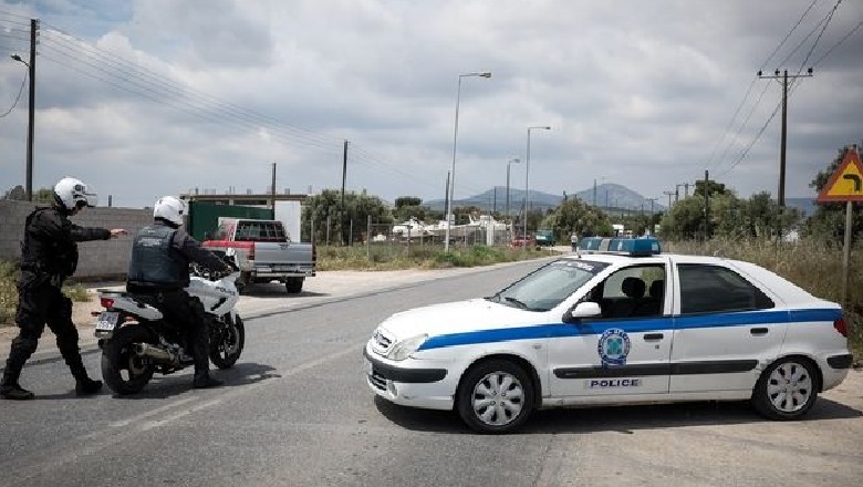 Krim në familjen greke, babai 76-vjeçar vret të birin me armë gjahu, pas një debati të ‘zjarrtë’ 