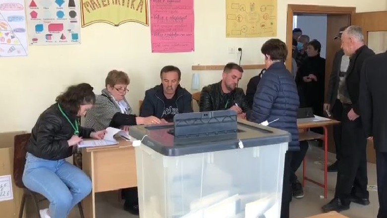 Ndërpritet për pak minuta energjie elektrike në Pogradec, nuk pengon procesin e votimit