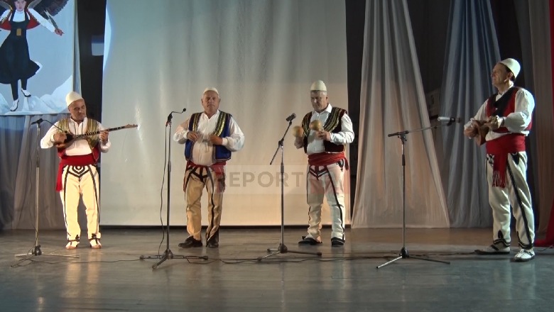 Lezhë, koncert për 55-vjetorin e ansamblit 'Çiftelia' (VIDEO)