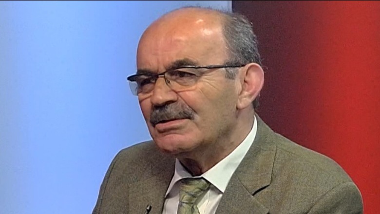 Intelektuali dhe shkrimtari Daut Gumeni shpallet ‘Nder i Qarkut Gjirokastër’