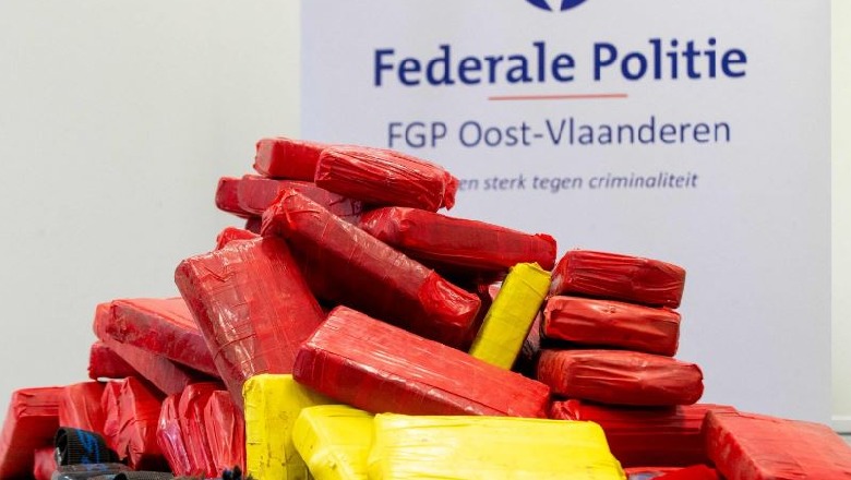 Kapet një sasi rekord kokaine në Holandë, në pranga 2 persona! Sekuestrohen armë, municione e sende luksoze