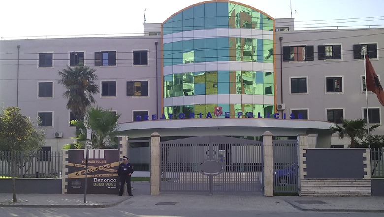 Tentoi të kalonte kufirin me dokumente të falsifikuara, arrestohet marokeni në portin e Durrësit