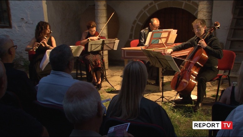 Festivali  i muzikës baroke ‘troket’ në Korçë, artistët dhurojnë emocione! Suprizon flautistja italiane