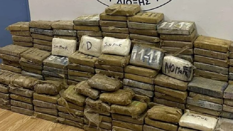 Greqi, sekuestrohen 350 kg kokainë në Portin e Pireut, vinte nga Amerika Latine e fshehur në thasë kafeje