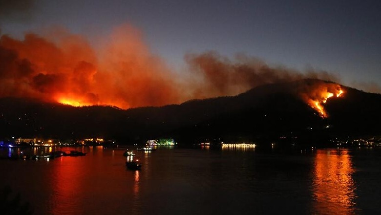 Të tronditur nga zjarret, Turqia evakuon turistët në Bodrum