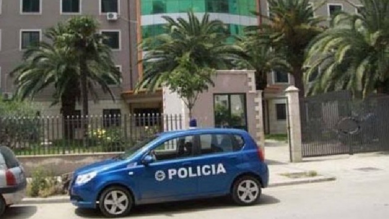 Durrës, u kapën me 3 pistoleta në makinë, arrestohen dy person, të dënuar më parë për trafik arme e droge