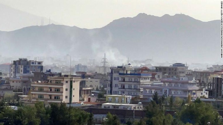 Sulmi me dron i SHBA pranë aeroportit të Kabulit, CNN: 9 anëtarë të një familje kanë mbetur të vrarë, 6 prej tyre fëmijë