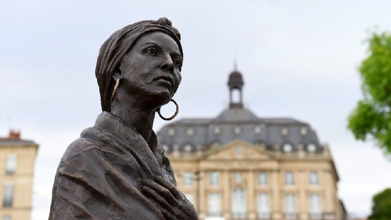 Francë, akte raciste në objekte kulturore, dëmtohet statuja simbolike e skllavërisë