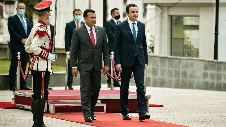 Nënshkruhen 11 marrëveshje mes Kosovës dhe Maqedonisë së Veriut