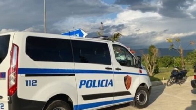 Po transportonin 19 emigrantë të paligjshëm, arrestohen 2 persona në Lezhë