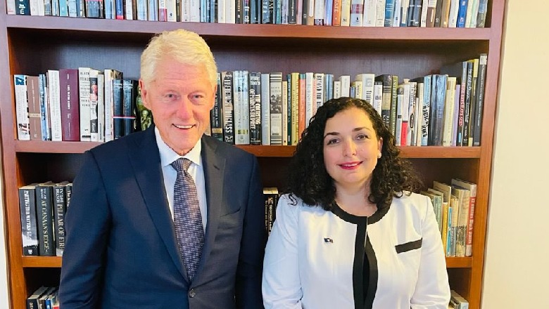 Vjosa Osmani takon ish-presidentin amerikan Bill Clinton:  Kosova është e bekuar me miqtë më besnikë