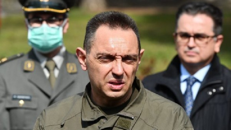 Ministri i Brendshëm serb fyen Albin Kurtin: Për ta ndezur luftën duhet vetëm një budalla, ai ndodhet në Prishtinë