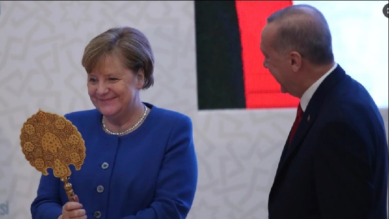 Largimi i Angela Merkelit, një humbje e madhe për Presidentin turk Erdogan