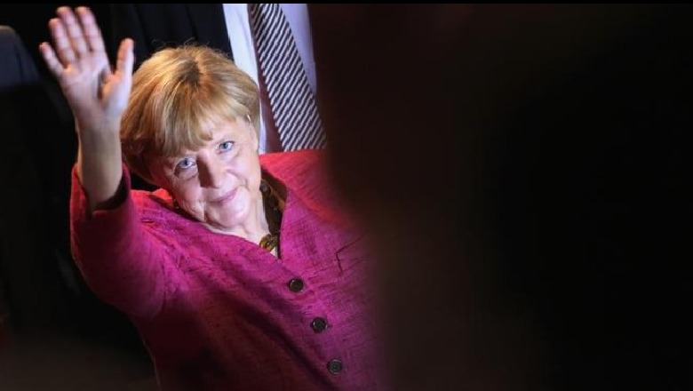 Gjermanët dhe shqiptarët sot, të gëzuar, të lodhur, të mërzitur, apo të trishtuar me largimin e Merkel