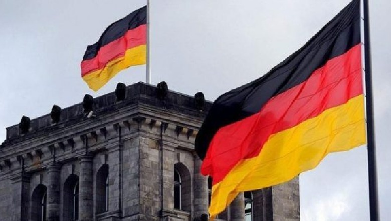 Të interesuar për të punuar apo shkolluar në Gjermani, Ambasada njofton rregullat e reja për Vizën 