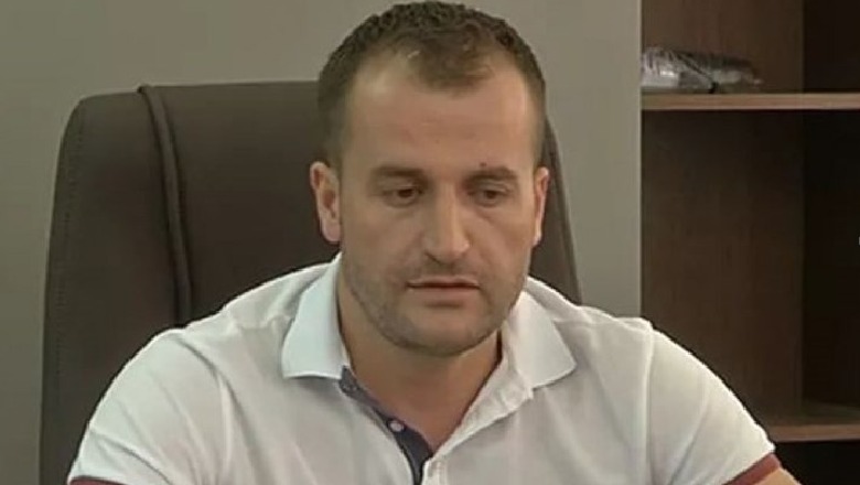 U shpall në kërkim për falsifikimin e dokumenteve të pronësisë në Dhërmi, arrestohet pas disa orësh ish-kreu i Kadastrës së Vlorës