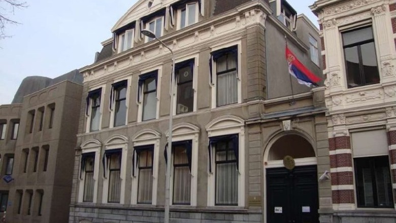 'Non Grata' e dy zyrtarëve rusë nga Kosova, ambasada ruse në Serbi: Asnjë vendim i Prishtinës nuk ka fuqi ligjore