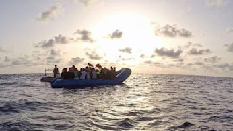  E rëndë, mbytet anija me 27 emigrantë në ujërat greke, kishte kapacitet vetëm për 10 