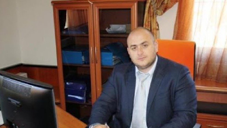 Deklaroi se Vangjush Dako vijon të kontrollojë bashkinë e Durrësit, shkarkohet nënkryetari Arbër Braho, djali i ish-deputetit Spartak Braho