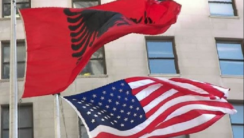 Është kollaj të thuash në kënetën shqiptare se jam më influencë në SHBA, edhe kur nuk je askushi