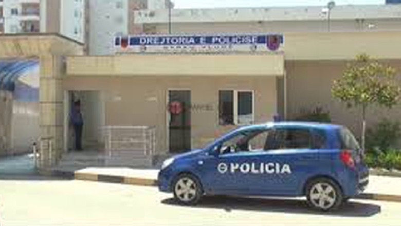 Aksident në Vlorë, plagosen 2 të mitur! Po udhëtonin në një motor dhe përplasen me një furgon