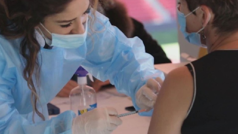 Shqipëri, bien për të dytin muaj radhazi ritmet e vaksinimit anti-COVID