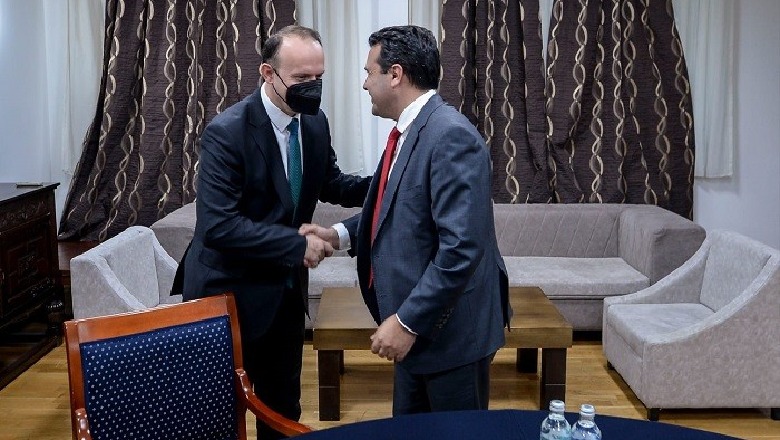 Zaev siguron shumicën parlamentare, një tjetër parti shqiptare i bashkohet në koalicion