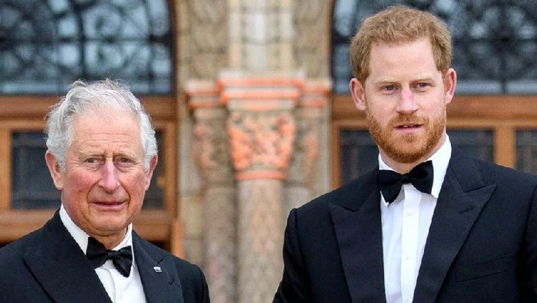 Princi Harry dhe babai i tij Charles, mbreti i ardhshëm i Britanisë kanë 8 muaj pa u takuar, 'mezi flasin' në telefonata të tensionuara