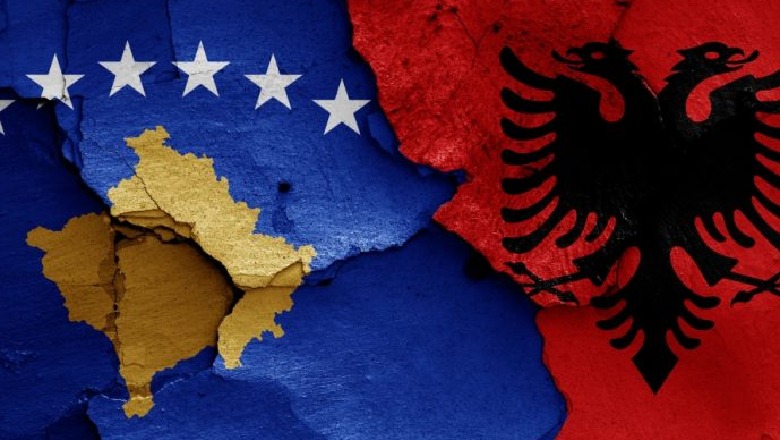 Eduard Zaloshnja: 76% e banorëve të rritur të Shqipërisë e duan bashkimin me Kosovën