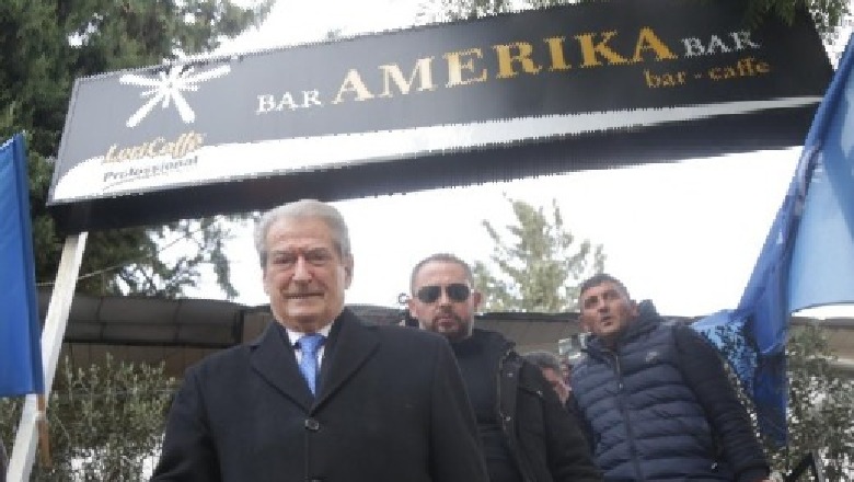 Skënder Minxhozi: Një votë anti-amerikane në 'Bar Amerika'