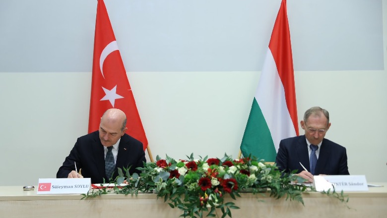 Ministri i Brendshëm turk Suleyman Soylu dhe homologu i tij hungarez Sandor Pinter