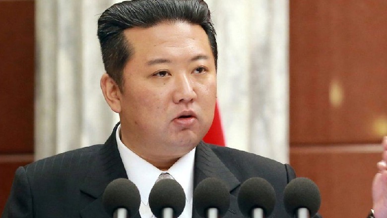 Traktati kundër armëve bërthamore nga fuqitë ndërkombëtare nuk ka ndaluar Kim Jong-un të testojë predhën e rradhës në det