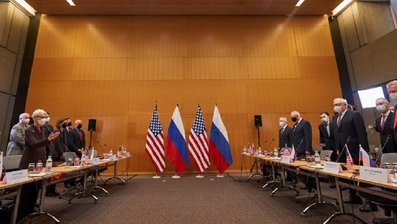 Pamje para fillimit të negociatave mes SHBA-së dhe Rusisë në Gjenevë më 10 janar.
