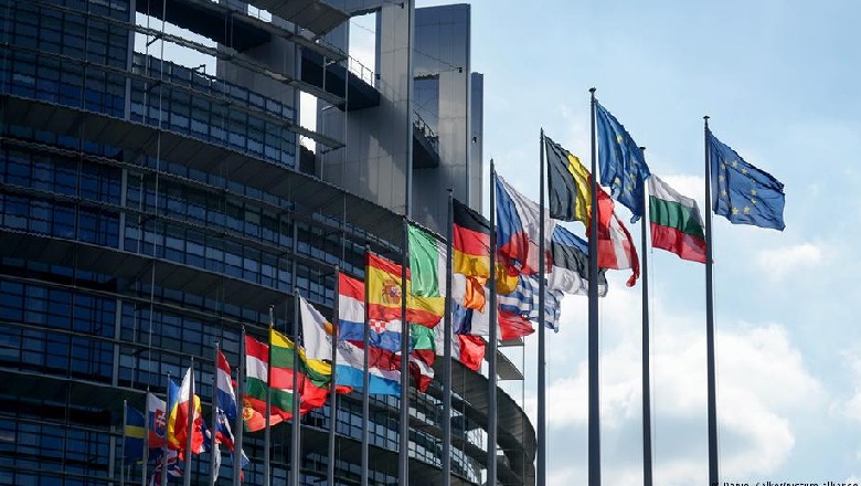 Flamujt e vendeve të Bashkimit Europian