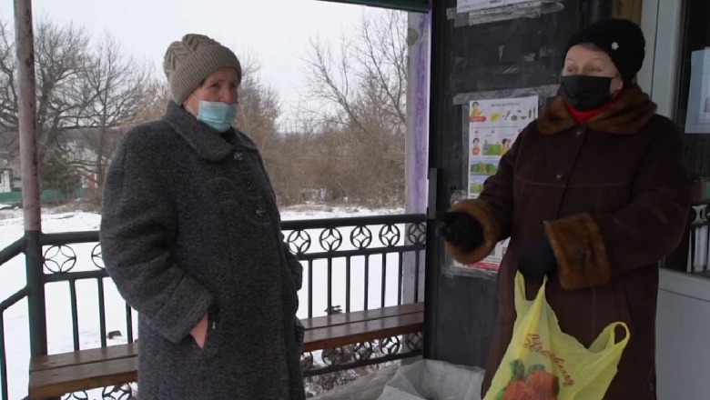 Vështirësitë e banorëve të zonave afër vijës së frontit në Ukrainë: Frikë nga rreziku i shpërthimit të një lufte! Të afërmit s'mund të na vizitojnë
