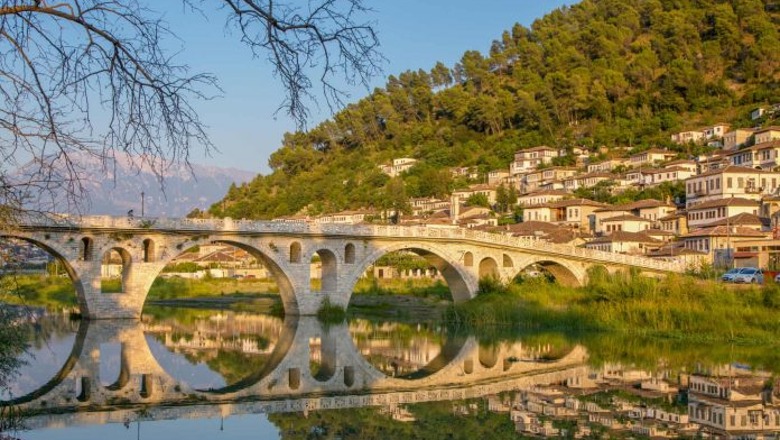 ”The Guardian”: Ndjesia befasuese ekzotike e Shqipërisë, destinacion kryesor i britanikëve