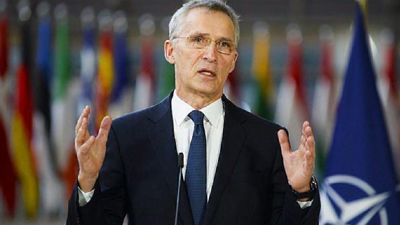 NATO reagon pas vendimit të Putin: 'Gërryen' përpjekjet për zgjidhjen e konfliktit! Rusia po kërkon pretekst për të pushtuar Ukrainën