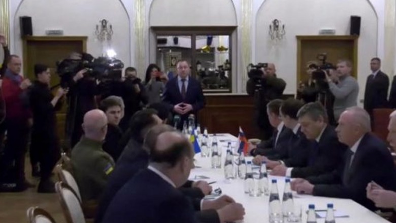 Shtyhet për të hënën raundi i tretë i bisedimeve Kiev-Moskë