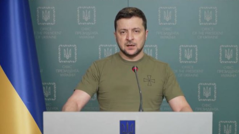 Zelensky: Kërcënimi ndaj Ukrainës po rritet, po ashtu edhe reagimi jonë, i kemi marrë armët rusëve dhe po luftojmë me to! Çfarë është më poshtëruese se kaq?