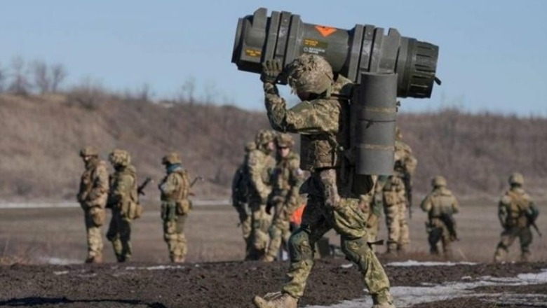 Britania e Madhe: Rusët përpiqen të rrethojnë forcat ukrainase në perëndim