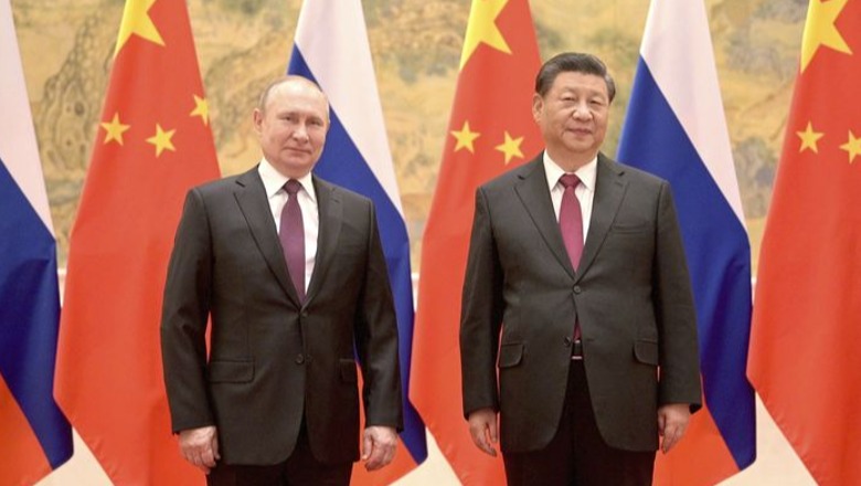 SHBA paralajmërojnë aleatët: Kina mund t'i ofrojë mbështetje ushtarake Rusisë