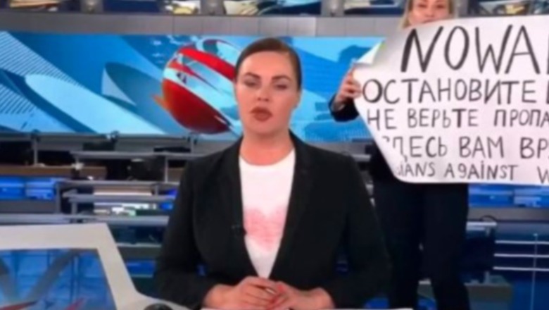 Zhduket gazetarja që protestoi kundër luftës në Ukrainë live në televizionin rus, bashkëshorti i saj nuk tha asnjë fjalë për mediat: Mirupafshim