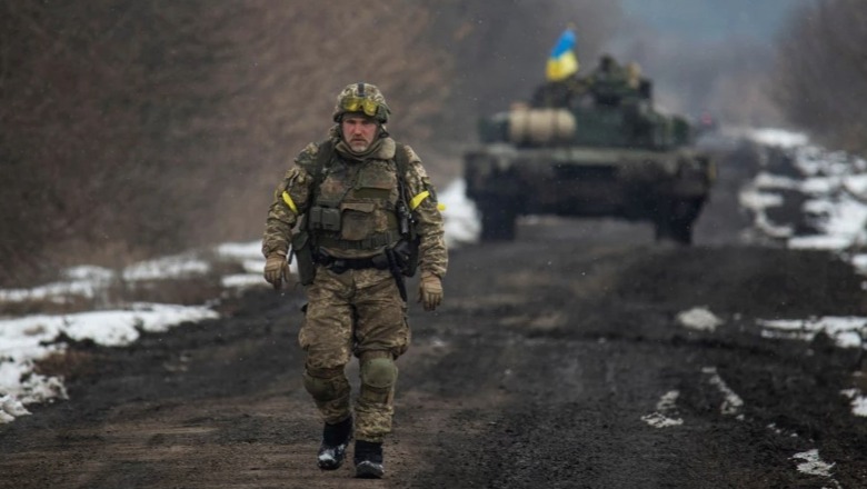 A është e jashtëligjshme që të huajt të luftojnë për Ukrainën?