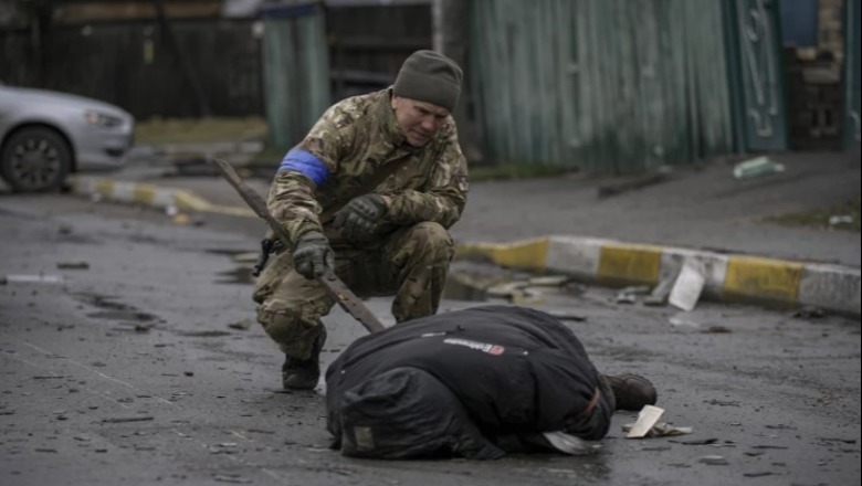 Krime lufte apo genocid? Çfarë ka kryer Rusia ndaj Ukrainës dhe ku qëndron diferenca mes tyre
