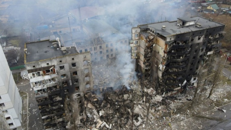  Ukrainë: 26 trupa të pajetë u nxorën nga rrënojat e 2 ndërtesave në Borodyanka