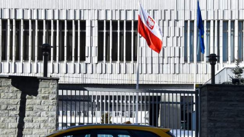 Hakmerret Rusia, dëbon 45 punonjës të ambasadës dhe konsullatës polake