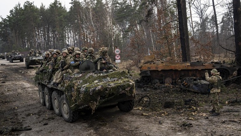 Shtabi i Përgjithshëm i forcave të Ukrainës: Rusia po përqendron trupat pranë kufirit lindor